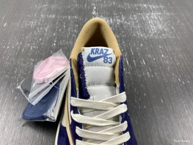 Kick Theory SCOTT TRAVIS X JORDAN CUSTOM 1 AIR DM7866-808 0511